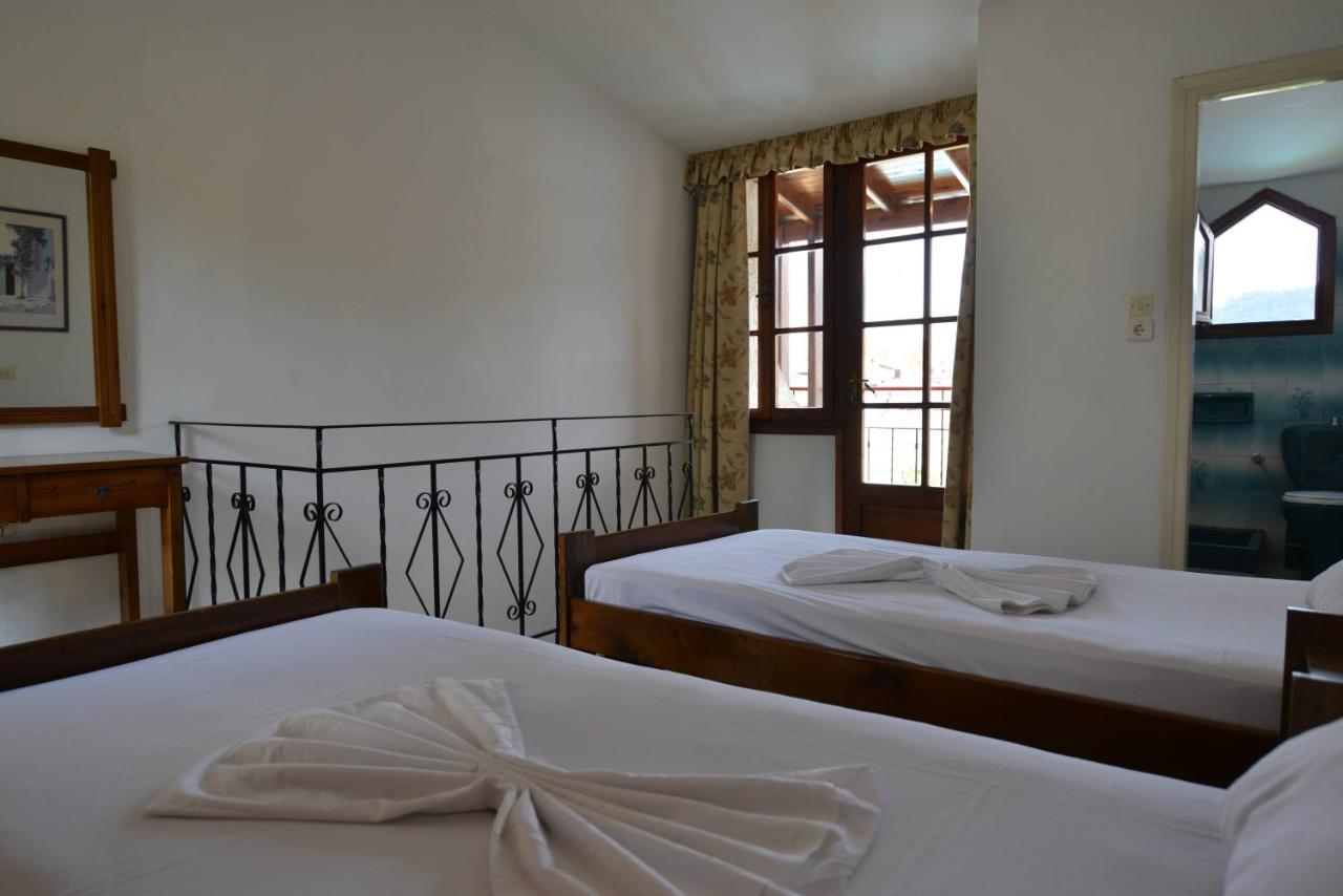 Kipos Hotel Limenas  Buitenkant foto